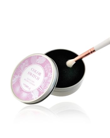Der Vanessa Beauty Dry Brush Color Switch Sponge ist ein trockener Make-Up Pinsel-Reinigungsschwamm, der im Nu Puderpigmente von Make-Up Borsten entfernt, so dass zwischen Farbtönen innert wenigen Sekunden.