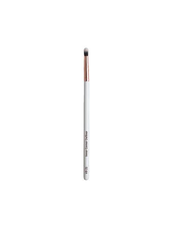 Inner Corner Make-Up Pinsel von VANESSAbeauty für das punktuelle Auftragen von Lidschatten.