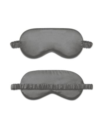 Die weiche und atmungsaktive Satin-Schlafmaske mit einem angenehmen Baumwollfutter ist sehr angenehm zu tragen.