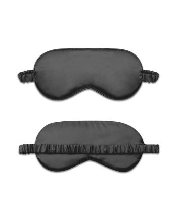 Die weiche und atmungsaktive Satin-Schlafmaske mit einem angenehmen Baumwollfutter ist sehr angenehm zu tragen.