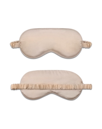 Die weiche und atmungsaktive Satin-Schlafmaske mit einem angenehmen Baumwollfutter ist sehr angenehm zu tragen.